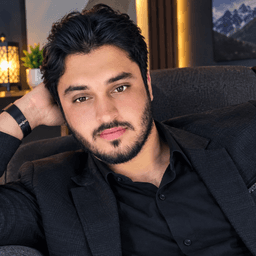 Mia Khan SAEED