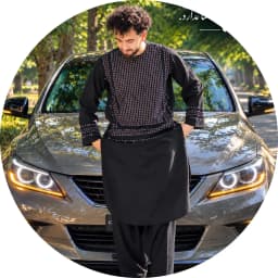 ستاره تخار