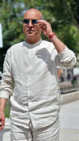 QAHAR abdul