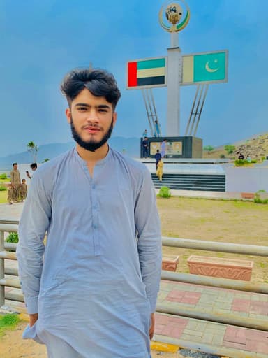 Abbas Khan