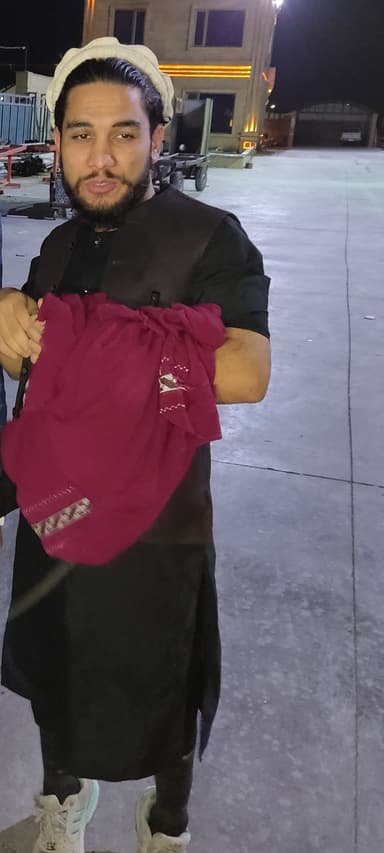 شاعر ریحان عمرتگابی
