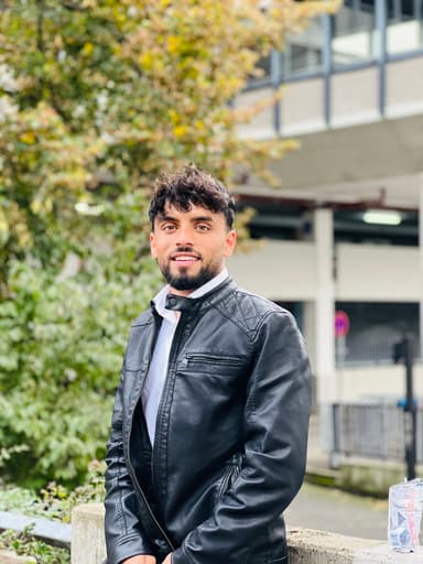 Kamran Shirzad