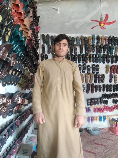 Arman Saqi