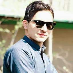 Mukhlis Zazai