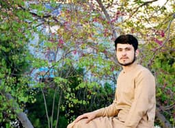 Nejatullah RahmaNi