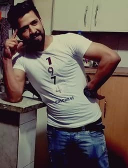 Esmail Ahmadi